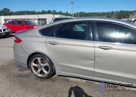 2015 Ford Fusion Se z USA, uszkodzony, nr VIN 3FA6P0H73FR237197